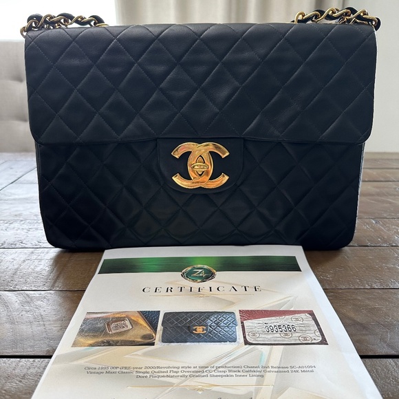 Vintage Chanel Maxi Single Flap - Picture 1 of 16